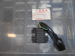s-l1600 Honda 31600-958-682 RECTIFIER ASSY., REGULATOR, hel1