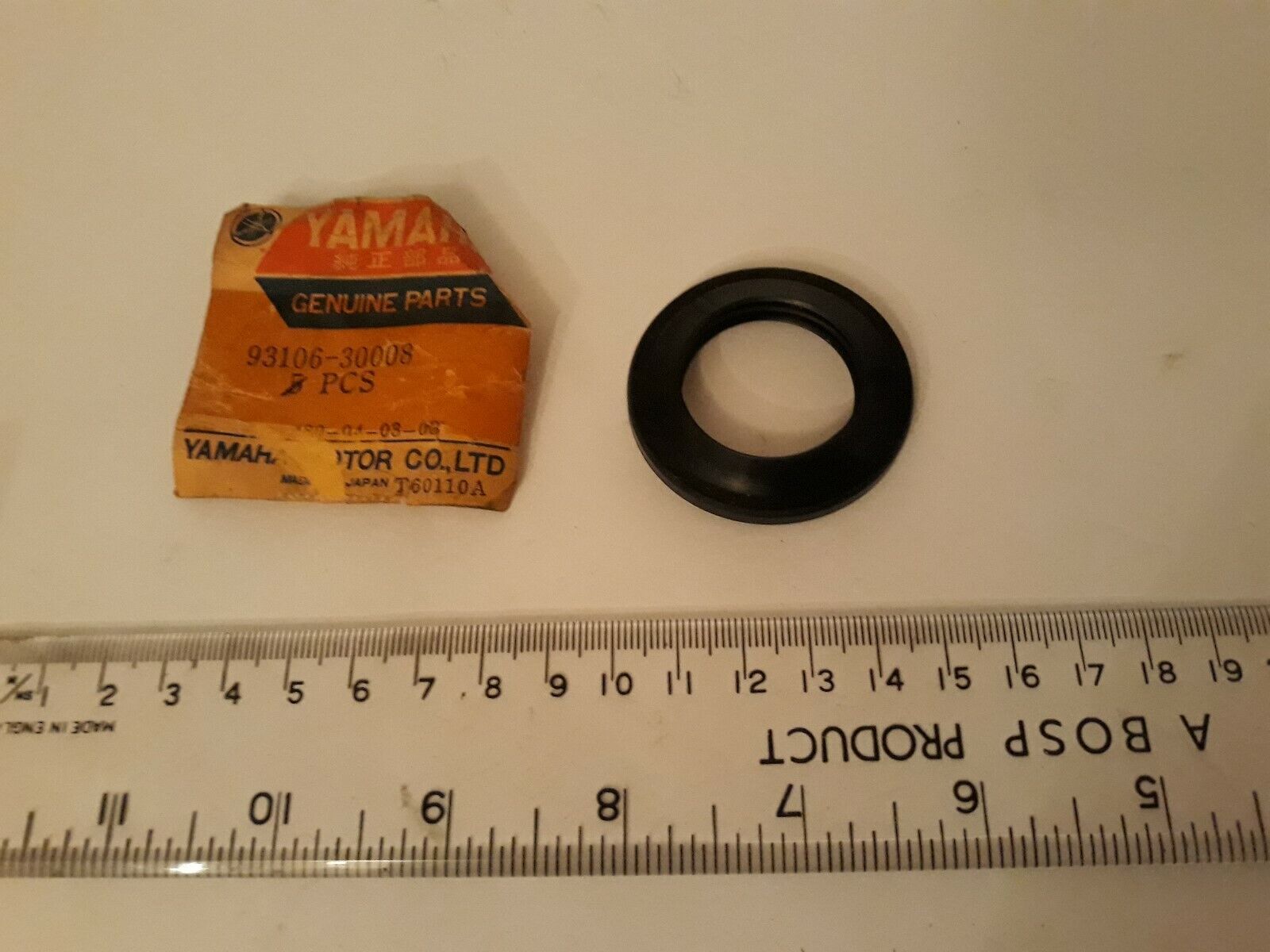 Yamaha 93106-30008-00 OIL SEAL, DD-TYPE , se21
