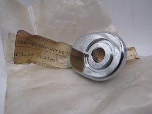 Yamaha XS1 XS2 TX650 XS650 Genuine Collar Flasher OEM 366-83316-00 , L3