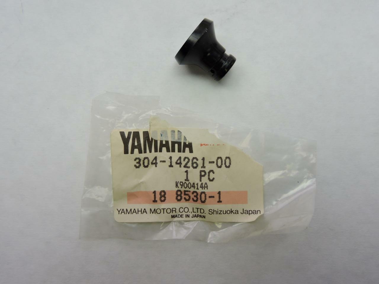 Yamaha 304-14261-00-00 HOLDER ,crb9