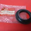 Suzuki 51571-43530 Superseded by 51173-25D00 - SEAL, DUST, suz1