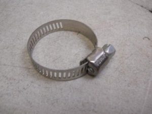 s-l500 Yamaha 90460-27219-00 CLAMP, HOSE , cl8