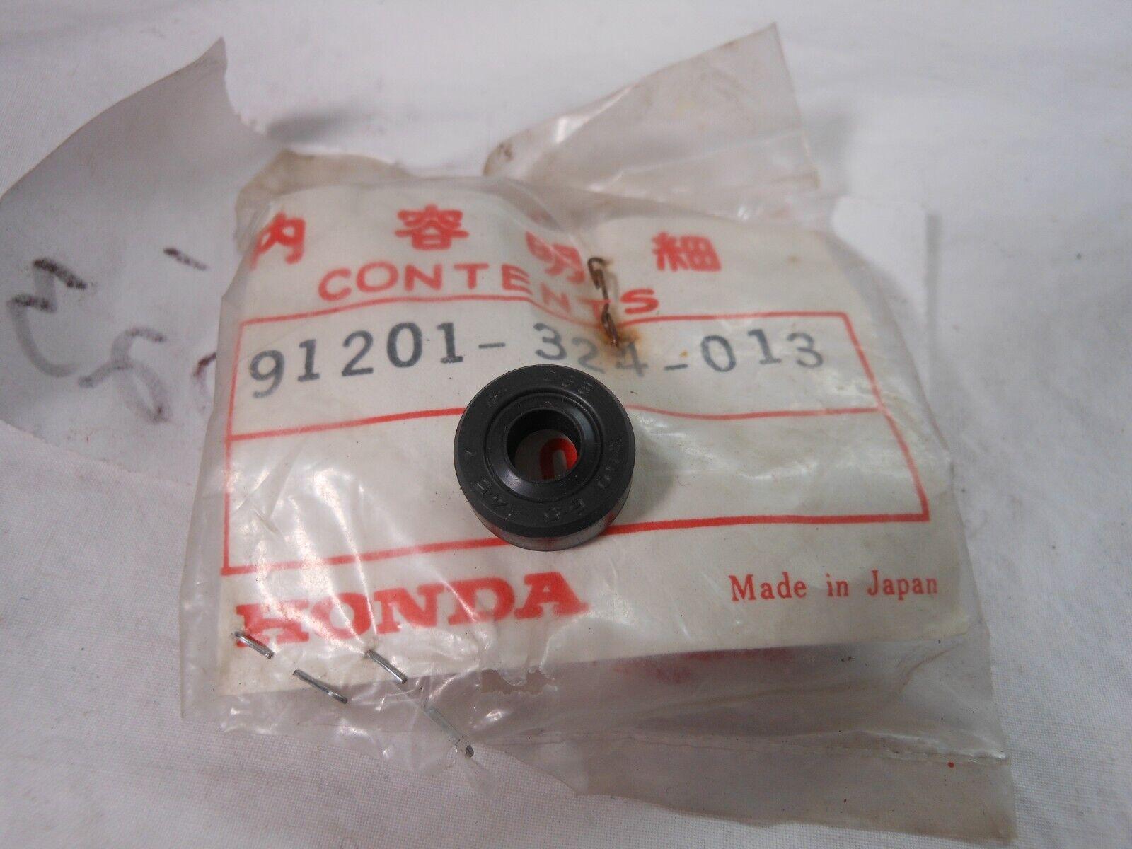 Honda 91201-324-013 OIL SEAL (6.5X14.5X7) , hse1