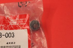 Honda 12209-428-003 SEAL, VALVE STEM (ARAI) , hse2