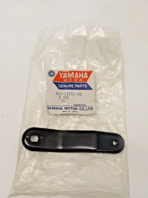 Yamaha 462-14791-00-00 STAY, MUFFLER , fr3