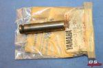 Yamaha 5H0-12156-00-00 ROCKER SHAFT , eng8