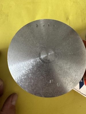 Yamaha 284-11631-00-96 PISTON STD, p15