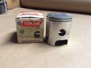 s-l1600-1 Yamaha 444-11638-00-00 PISTON 4 O/S 1.00, p16