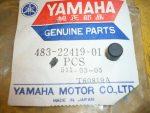 Yamaha 483-22419-01-00 VALVE, RUBBER , ru14
