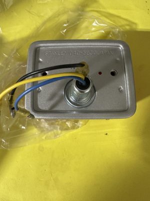 IMG_3459 Yamaha , 1w9-84710-60 , new # , 1W9-84710-61-00 TAILLIGHT, L6
