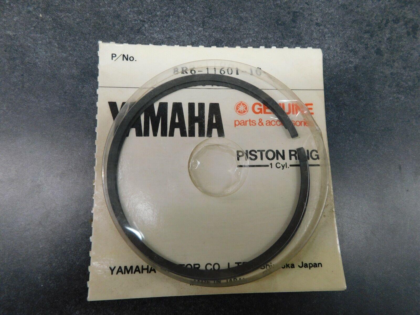 Yamaha 8R6-11601-10-00 PISTON RING SET , r16