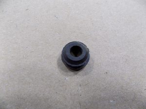 s-l1600-1 Kawasaki 14039-001 CARBURETOR MOUNT HOLE CAP , kr4