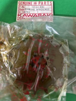 Kawasaki 13144-036 ENG SPROCKET 16T, kspr1