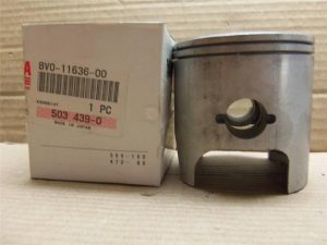 s-l1600-4 YAMAHA , OVERSIZED PISTON ,8V0-11636-00-00 , p18