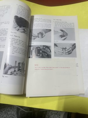 IMG_5266 Yamaha , LT2 , Service Manual , pre-owned