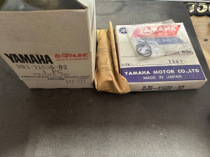 s-l1600 yamaha , 1980 YZ80G, Piston kit, 1st O/S , 3r1-11630-12 , pk2