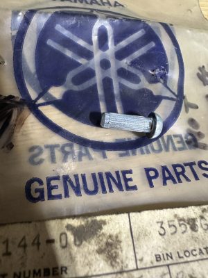 YAMAHA OEM HANGER, SPRING | 168-18144-00-00 , tr1