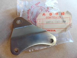 s-l1600 honda , 18354-292-000 , Left Muffler Bracket , hfr1