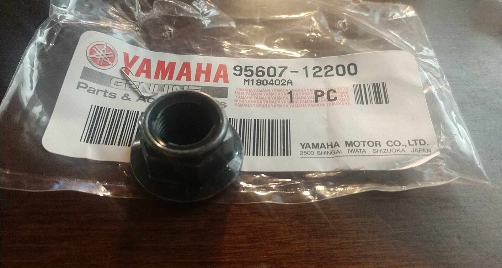 Yamaha , 95607-12200-00 NUT, SELF-LOCKING , n3