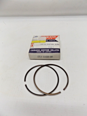 Yamaha 3X3-11610-00  PISTON RINGSET STD ,  r15