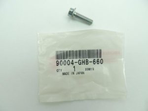 Bolt above a small white plastic bag labeled 90004-GHB-660 containing one part.
